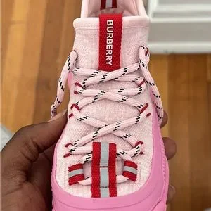 スニーカー BURBERRY Women Sneakers 8105187 C1791 pink Burberry | Shoes | Burberry Girls Sneaker | Poshmark